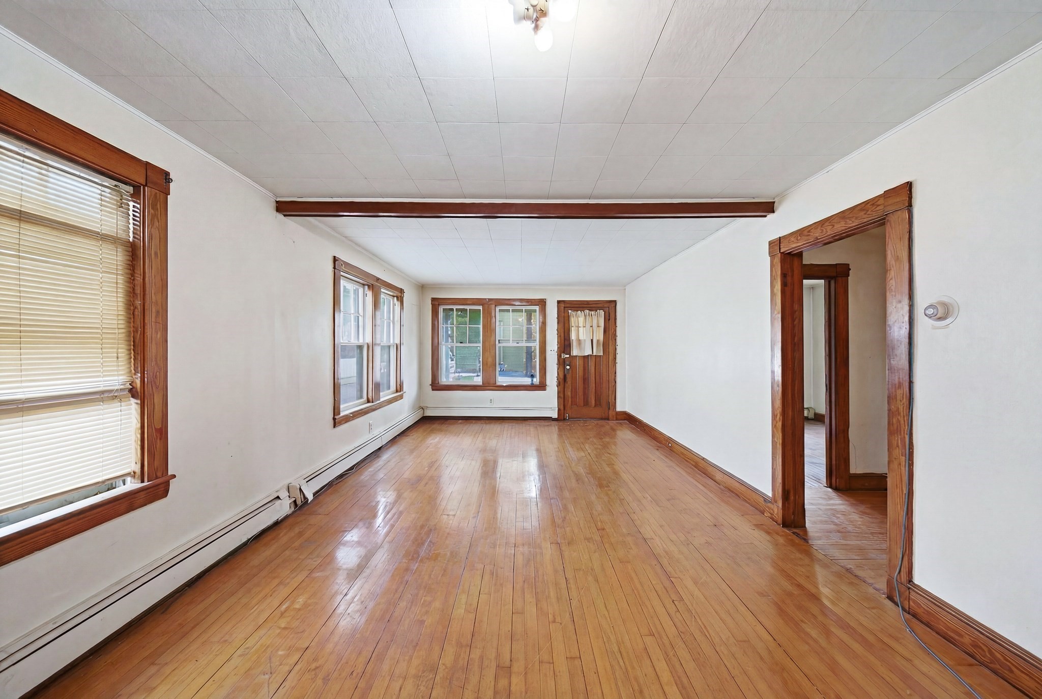 100 Taunton Property Photo 5