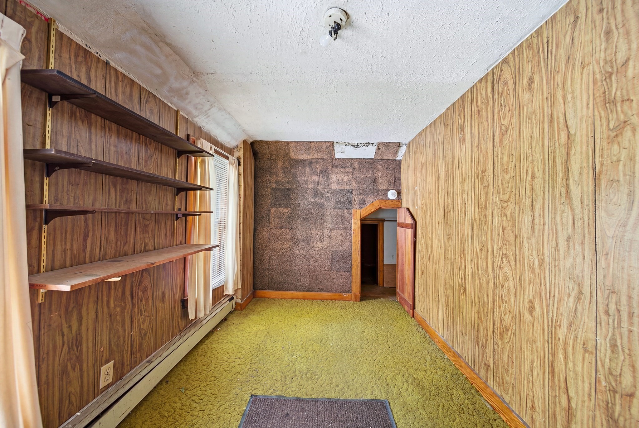 100 Taunton Property Photo 15