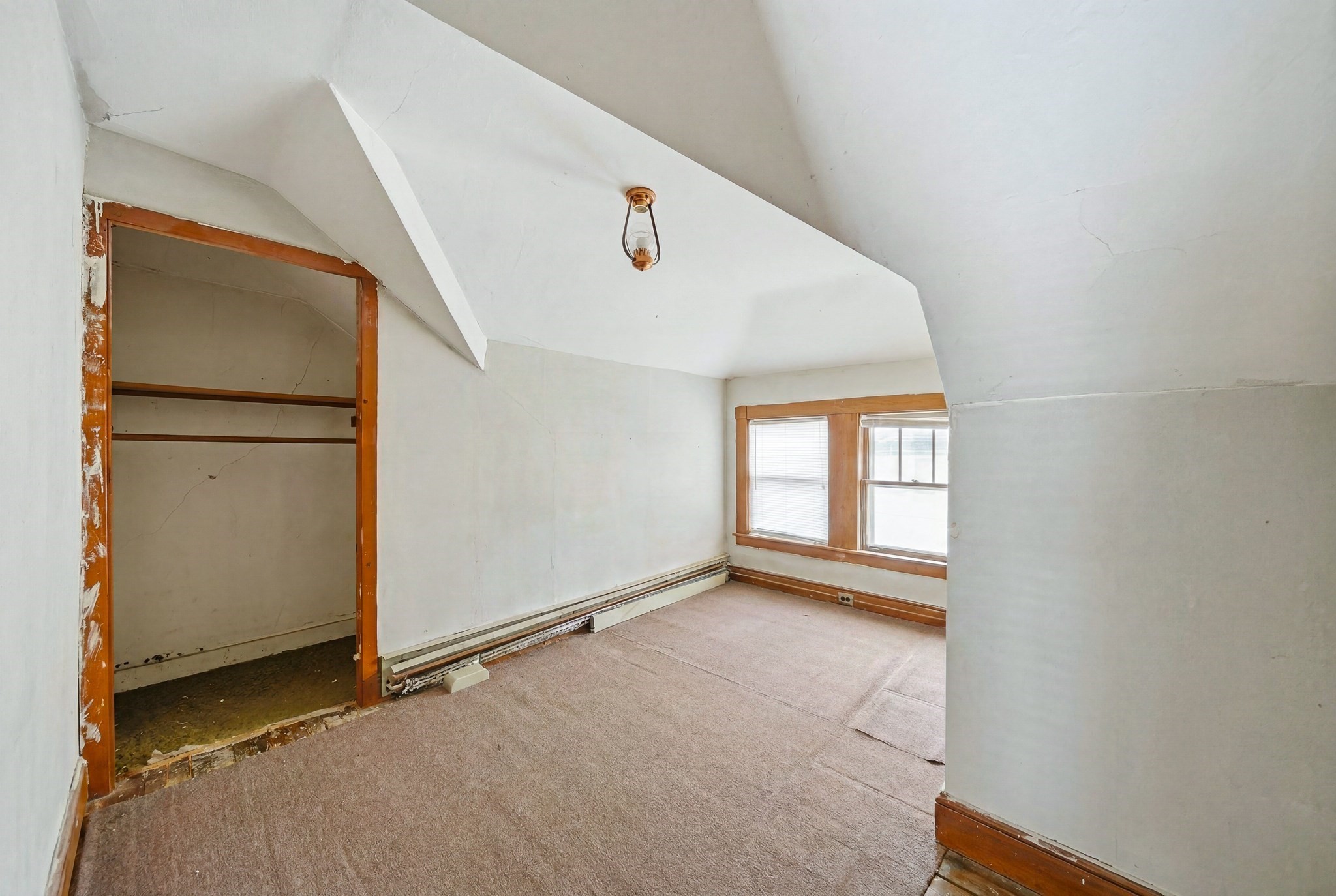 100 Taunton Property Photo 16
