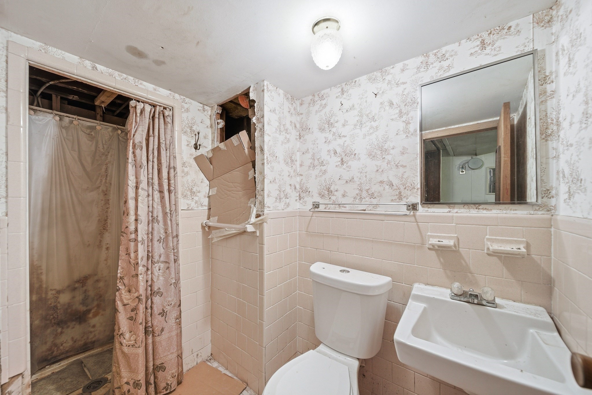 100 Taunton Property Photo 20