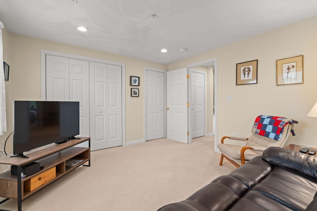 14 1/2 Roundy # 2 Property Photo 25