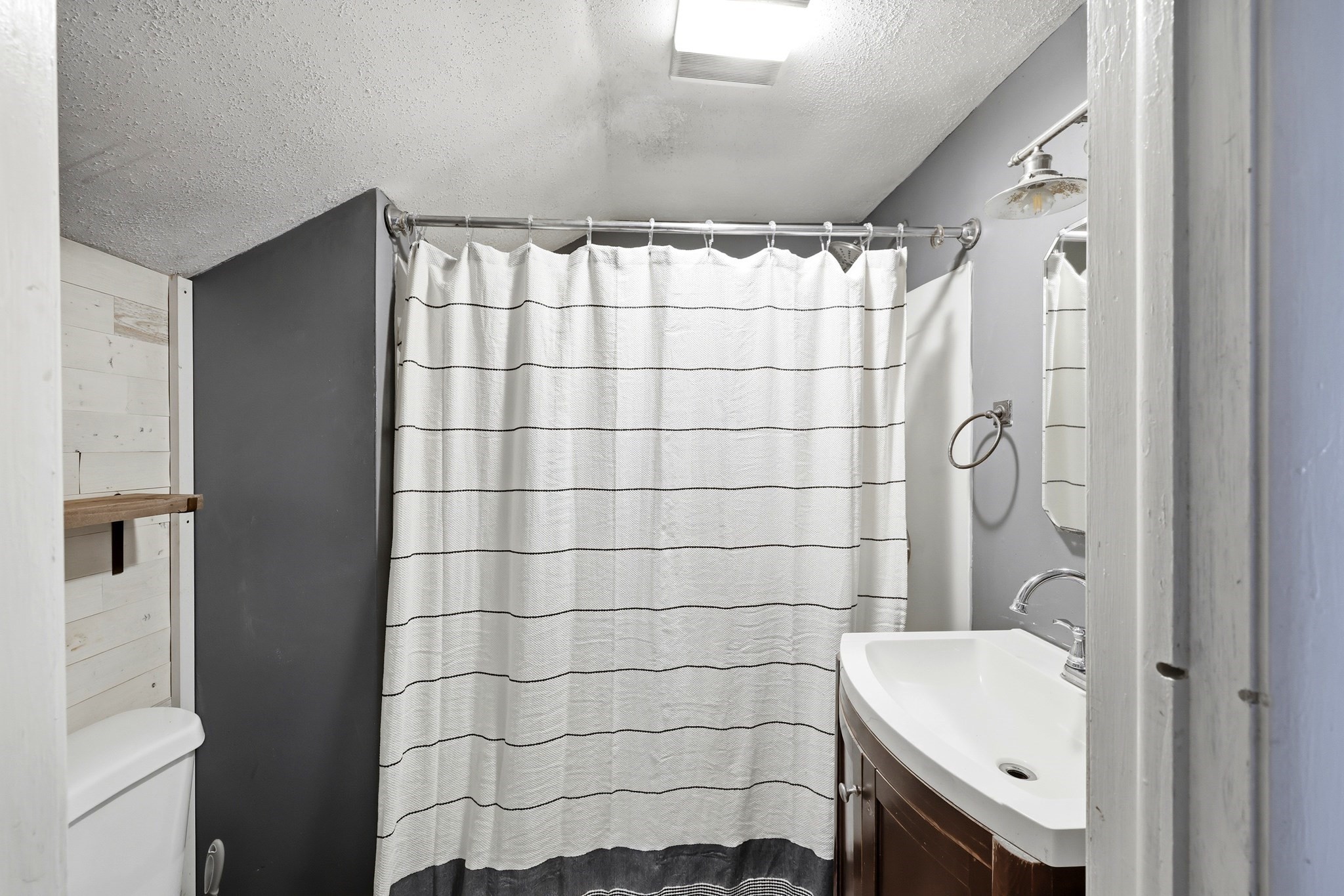 1572 Main Rd Property Photo 19