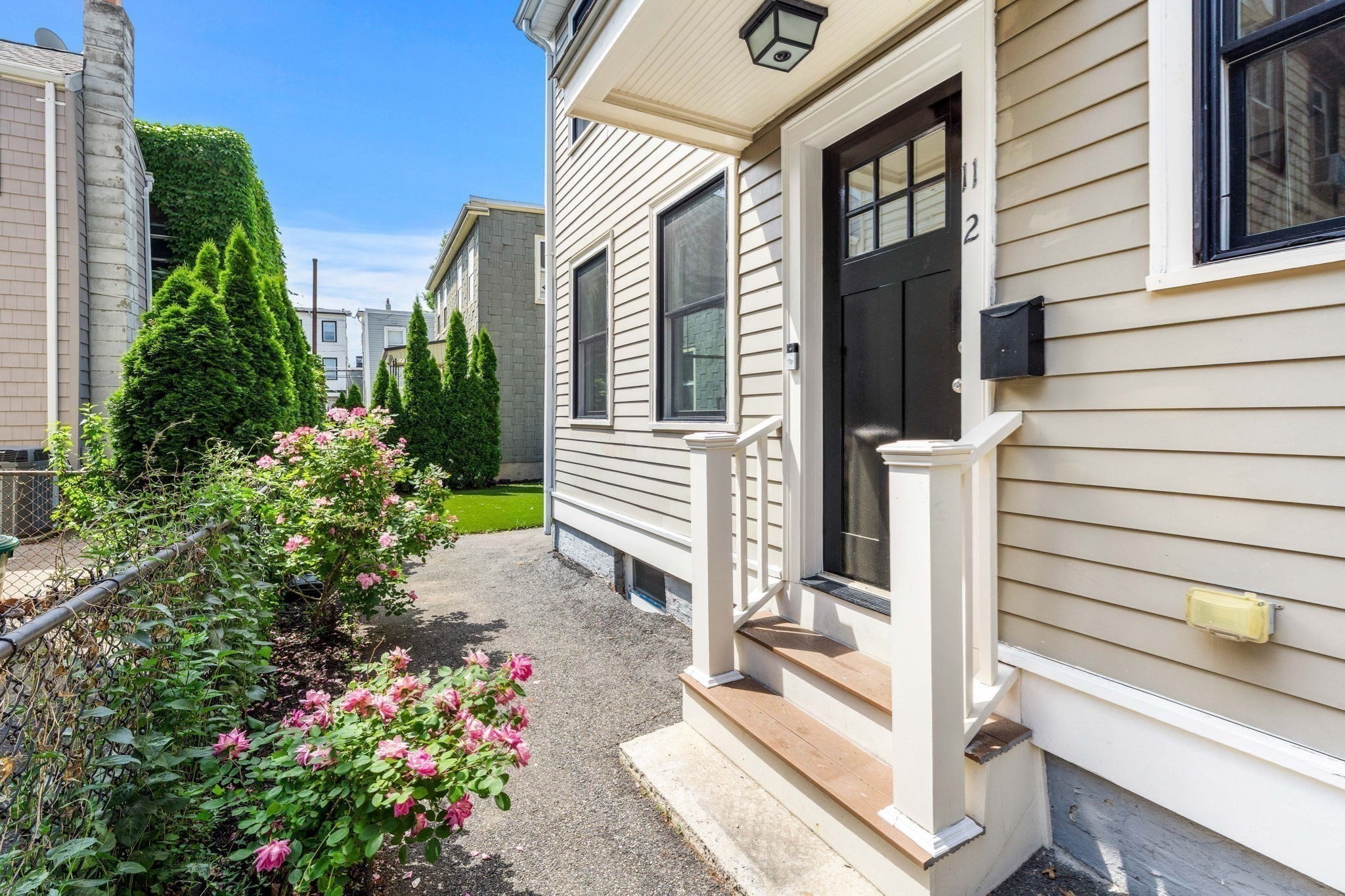 11 8th Street Property Photo 2