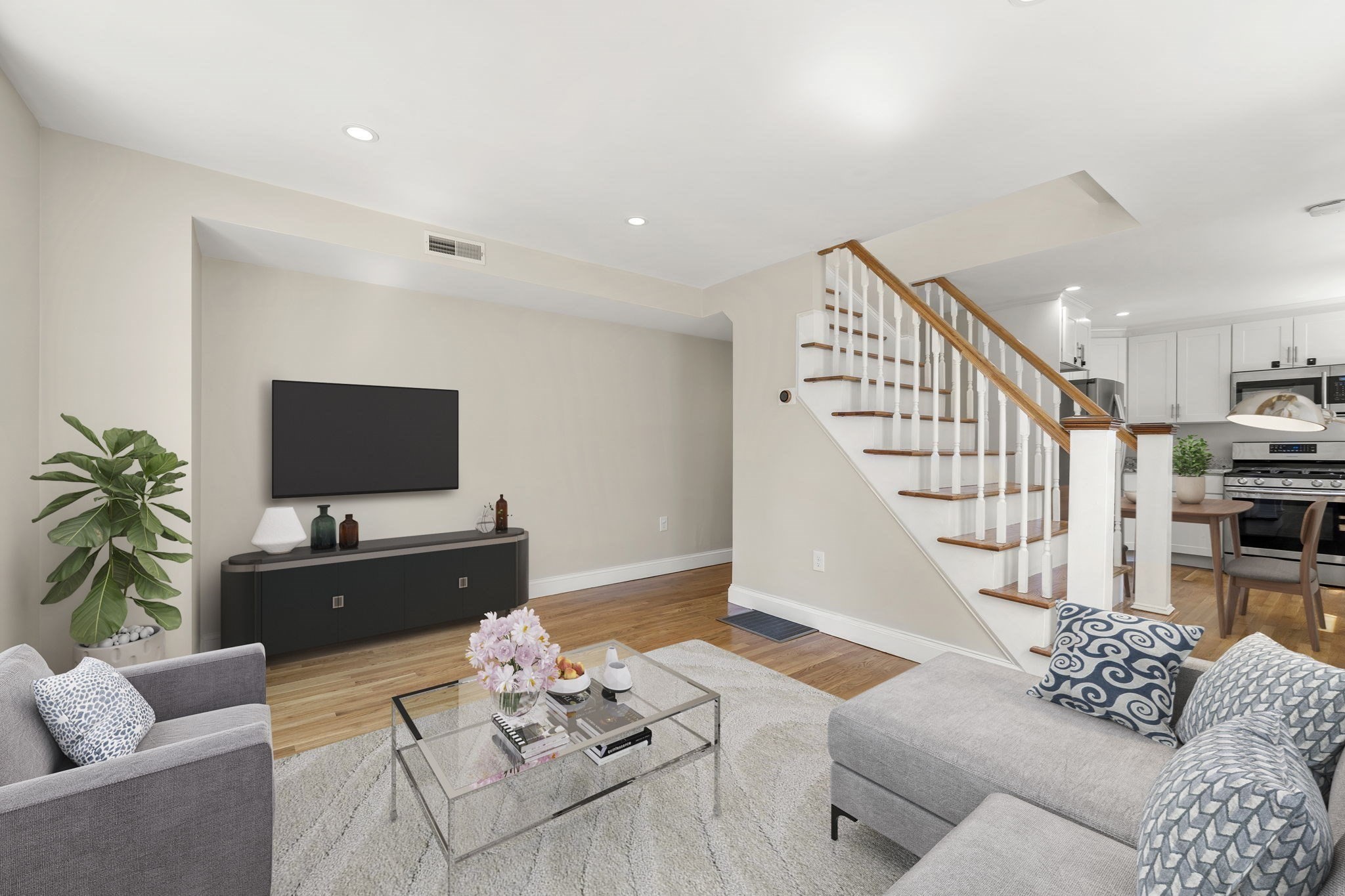 11 8th Street Property Photo 14