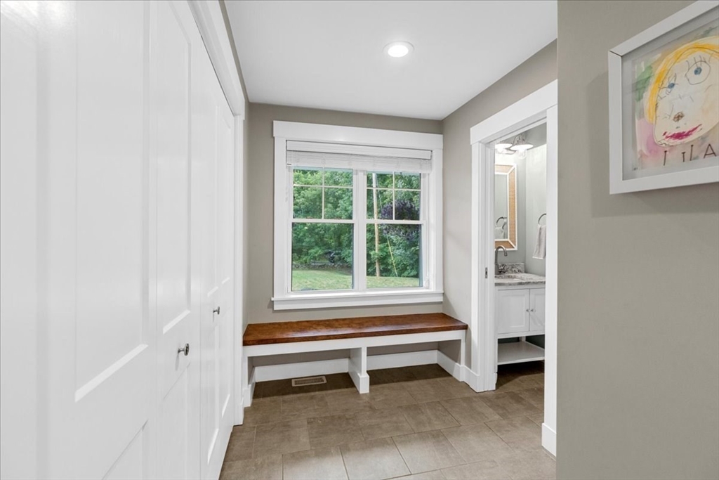 75 Mann Lot Road Property Photo 5