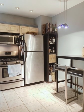 174 Bowen St # 1 Property Photo 7