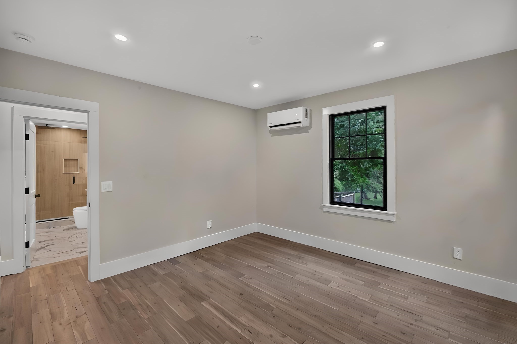 21 Brewster Street Property Photo 29