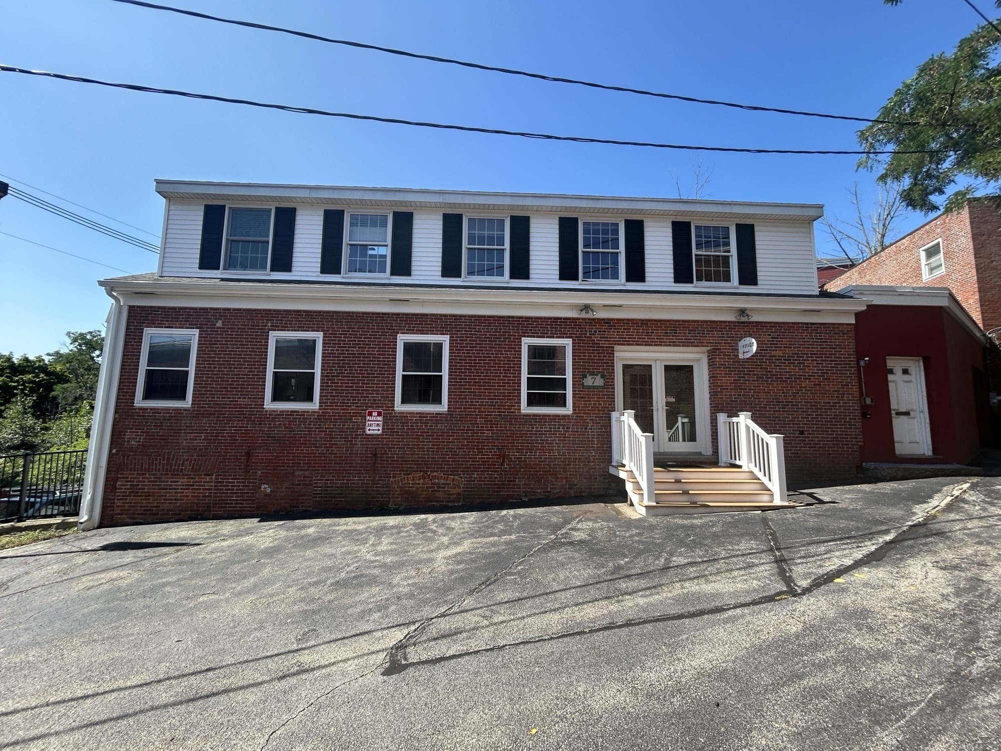 7R Water Street Property Photo 1