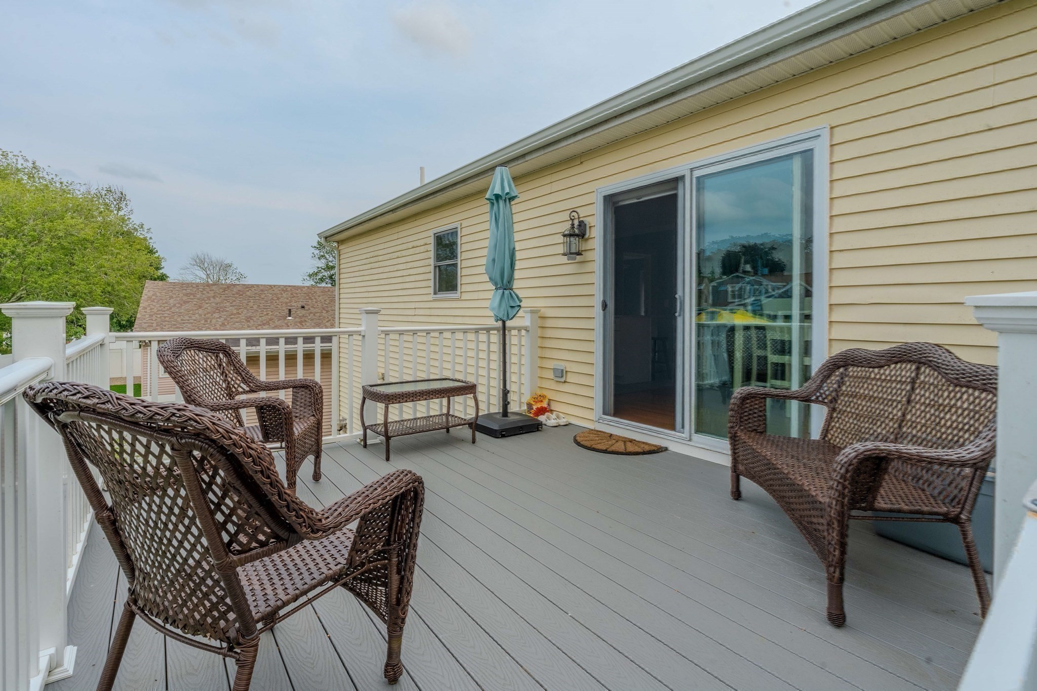 360 Perron Ave Property Photo 19