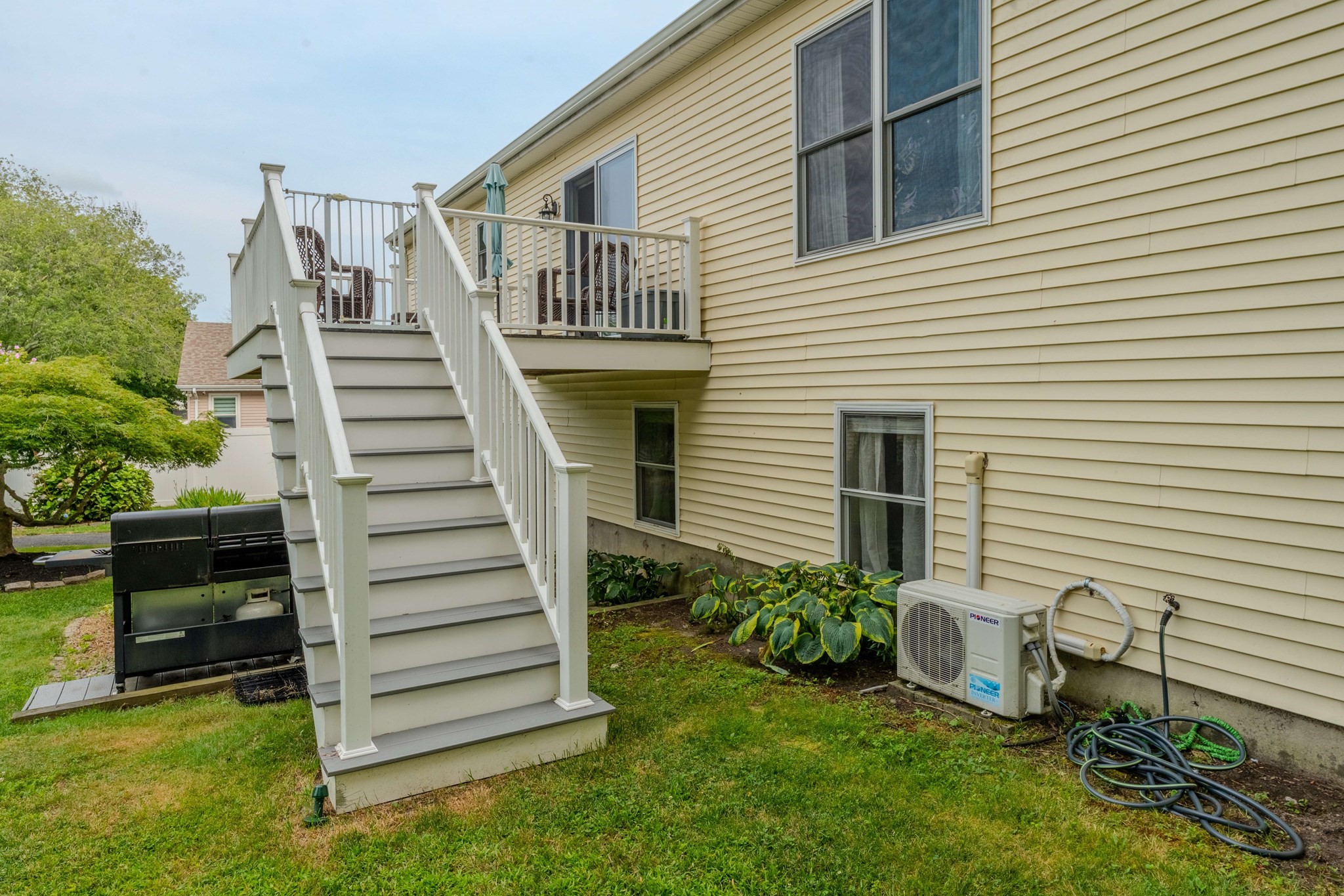 360 Perron Ave Property Photo 35