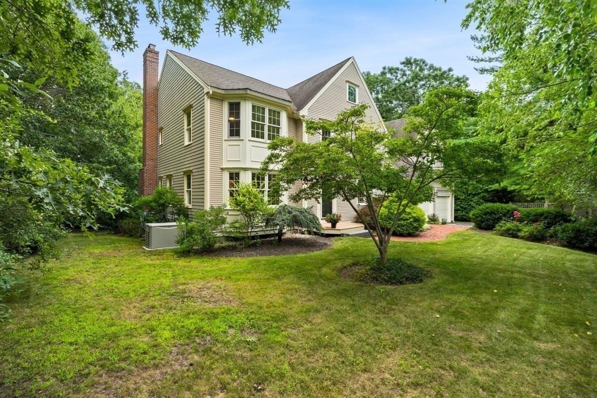 95 Little Herring Pond Rd Property Photo 3