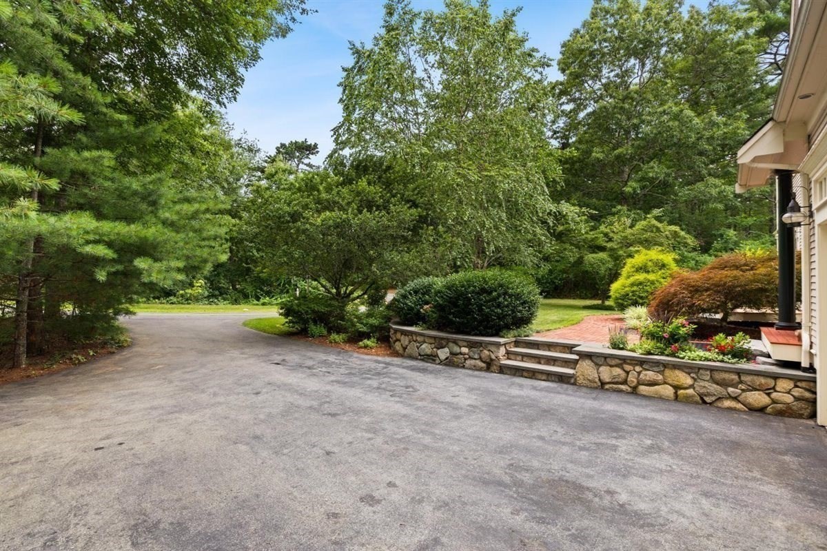 95 Little Herring Pond Rd Property Photo 5