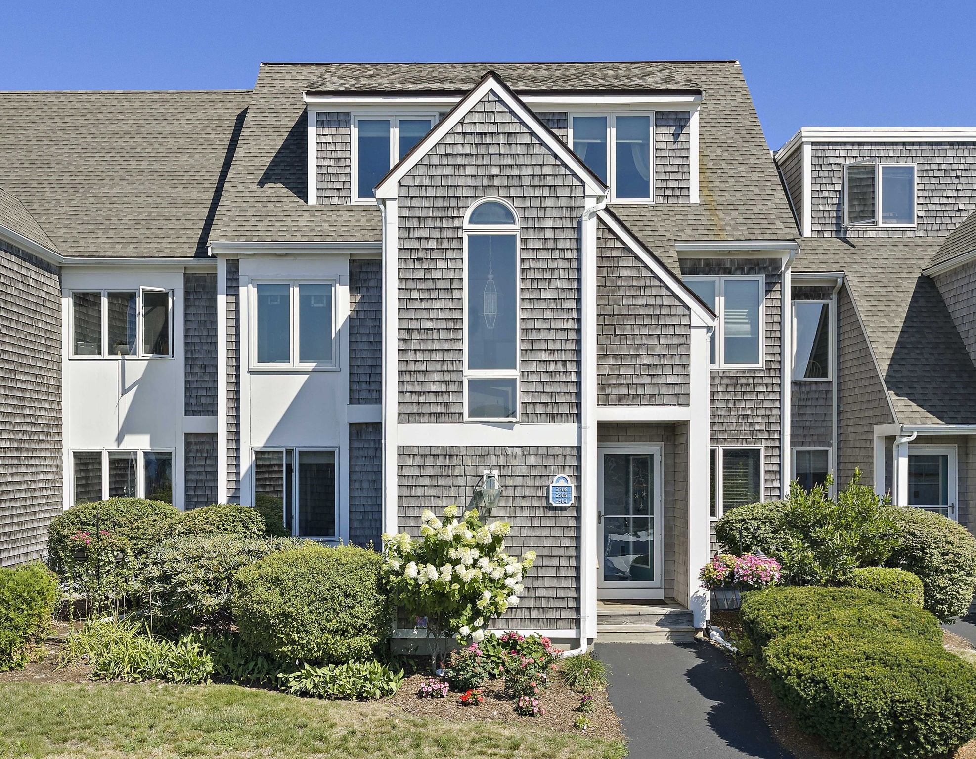 25 Highland Terr. # 2505 Property Photo 1
