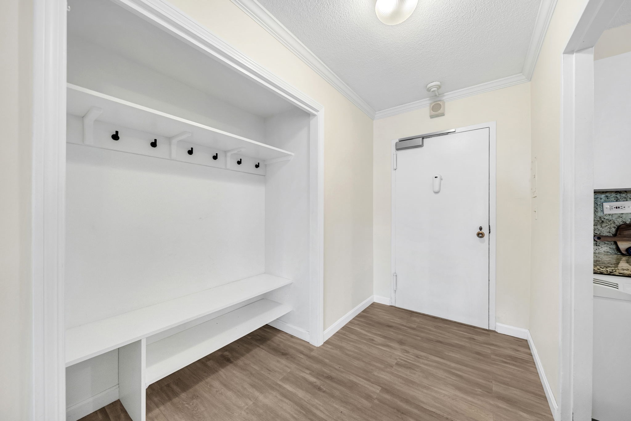 9 Hawthorne Pl # 7h Property Photo 12