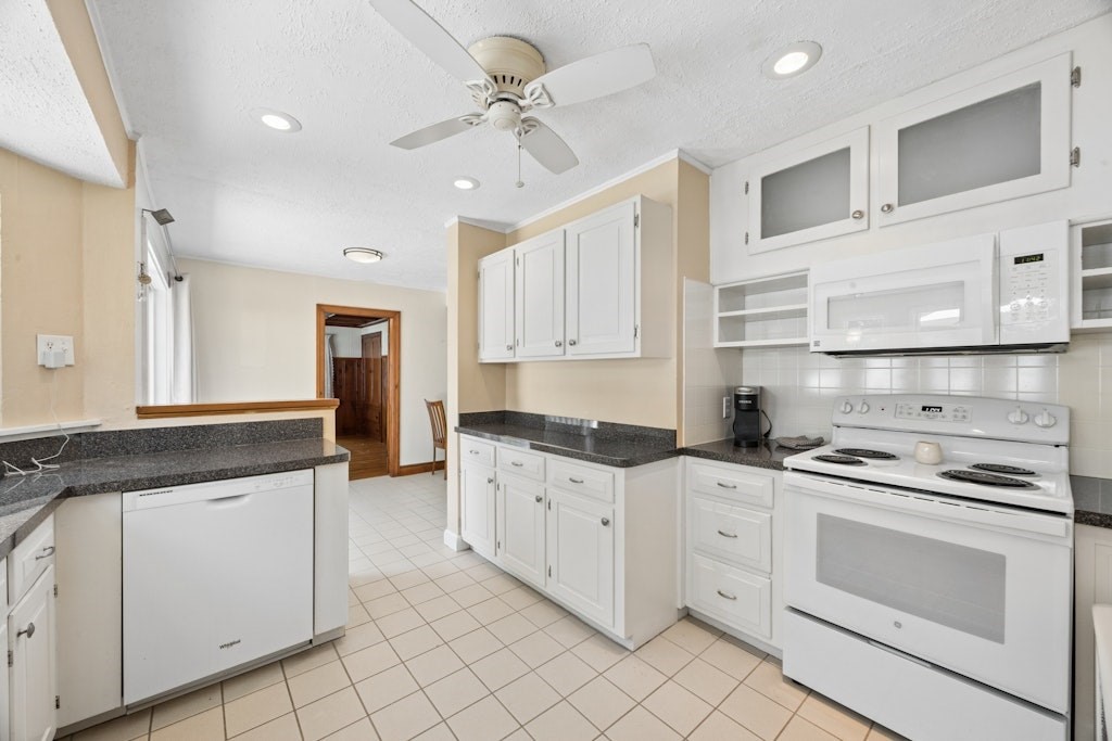 15 Winter Street Property Photo 11