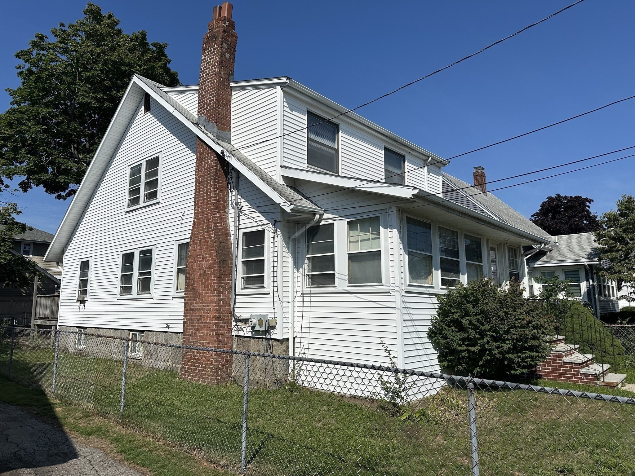 131 Farrington St Property Photo 2