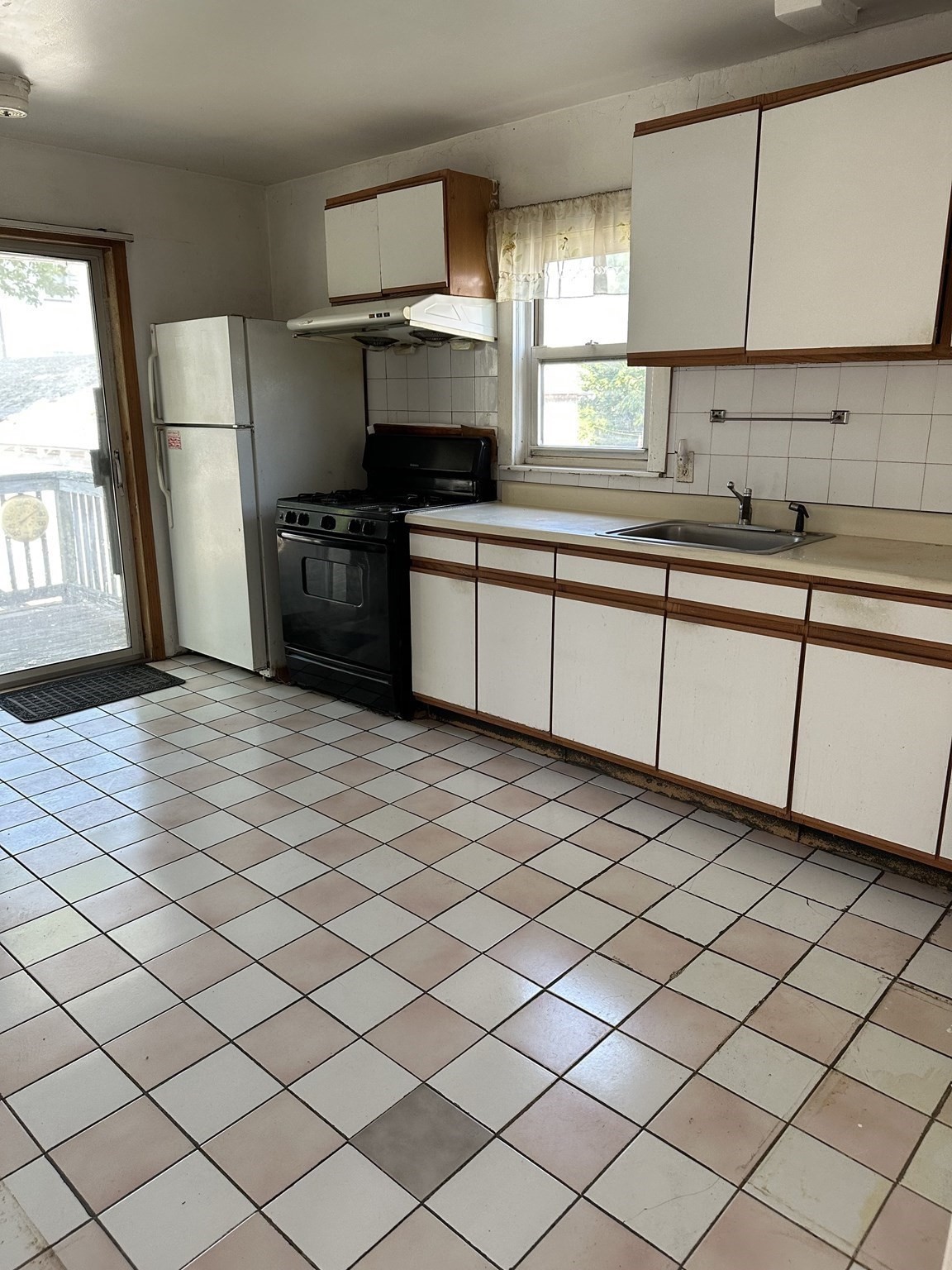 131 Farrington St Property Photo 13