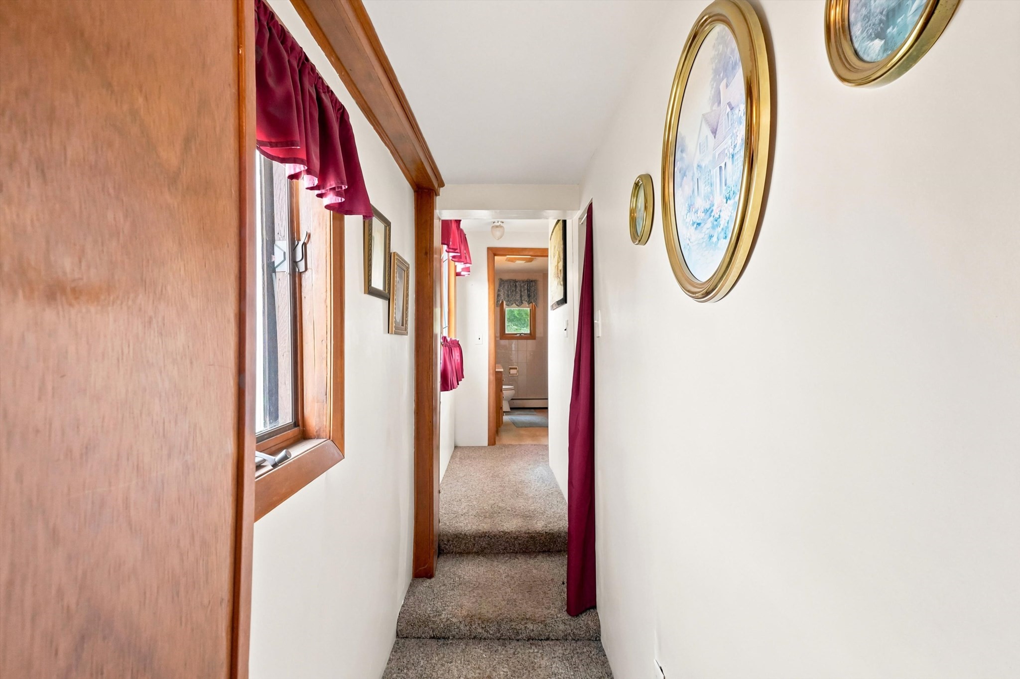 277 Lincoln Ave Property Photo 4