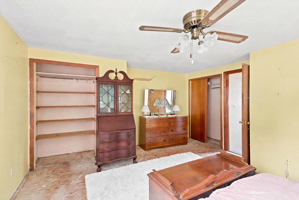 277 Lincoln Ave Property Photo 16