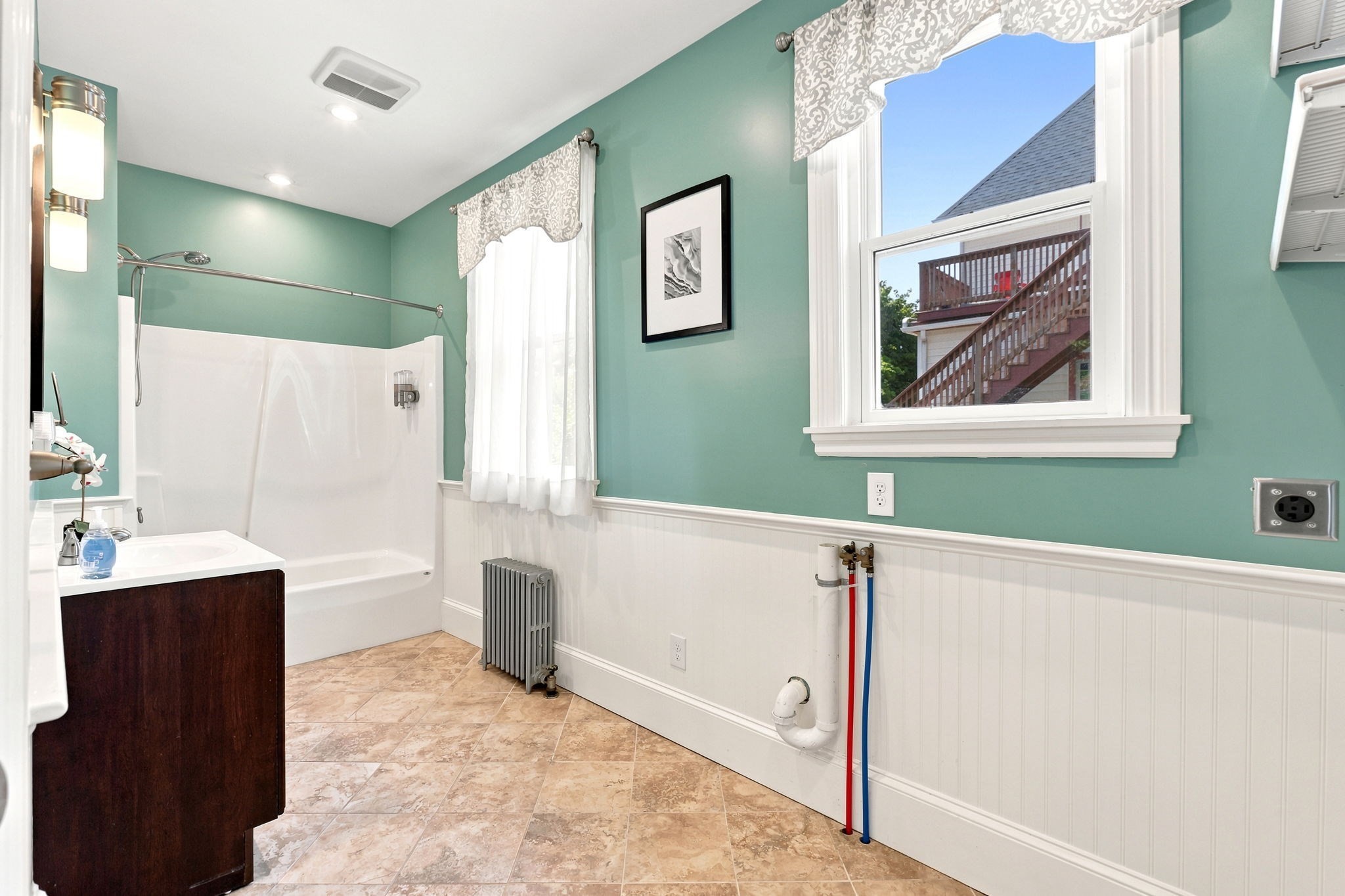 223 Webster St Property Photo 24