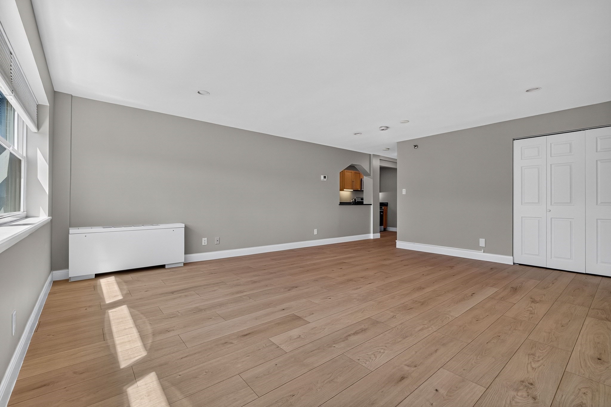 1600 Beacon St # 904 Property Photo 11
