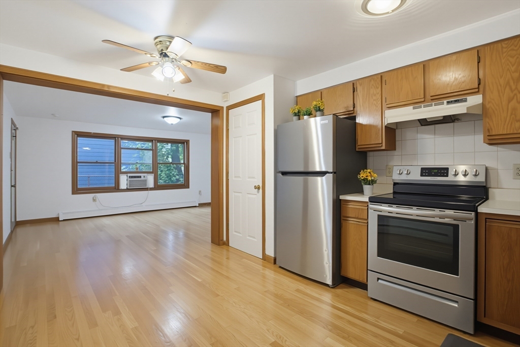 45 Cross St # 21 Property Photo 6