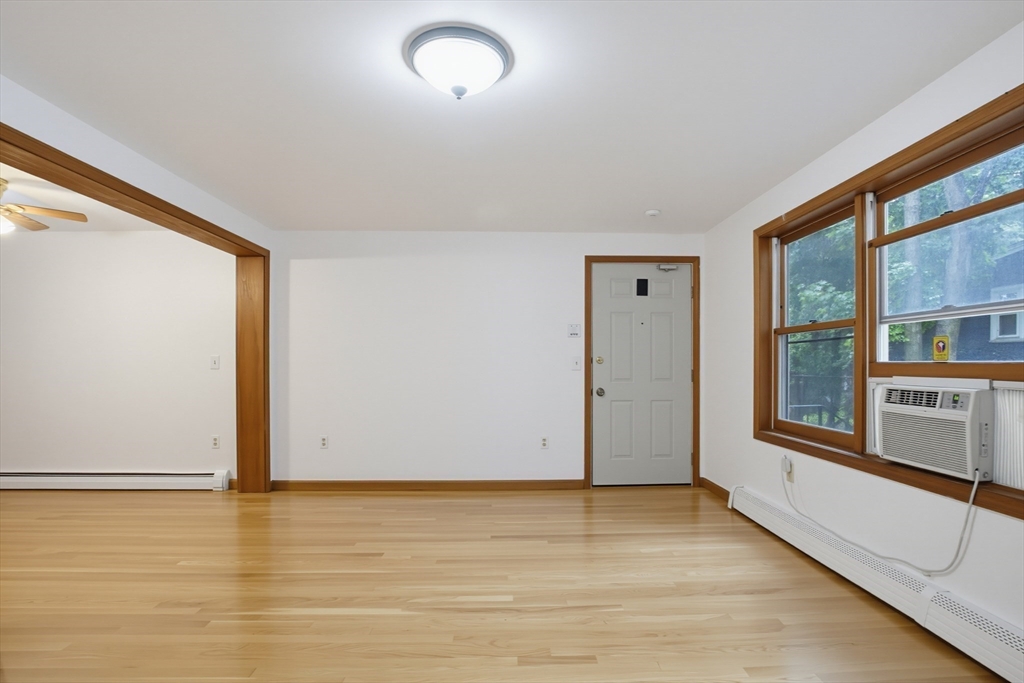 45 Cross St # 21 Property Photo 9