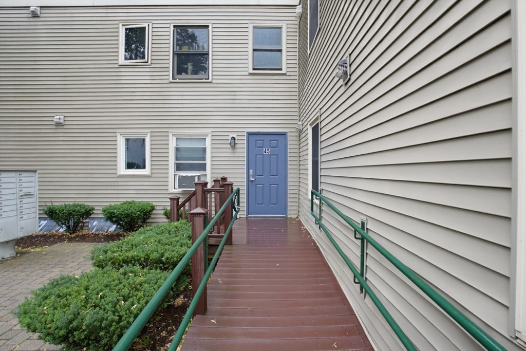 45 Cross St # 21 Property Photo 28