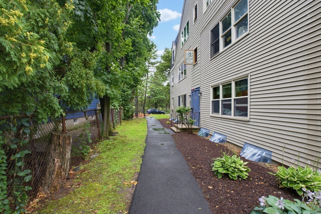 45 Cross St # 21 Property Photo 29