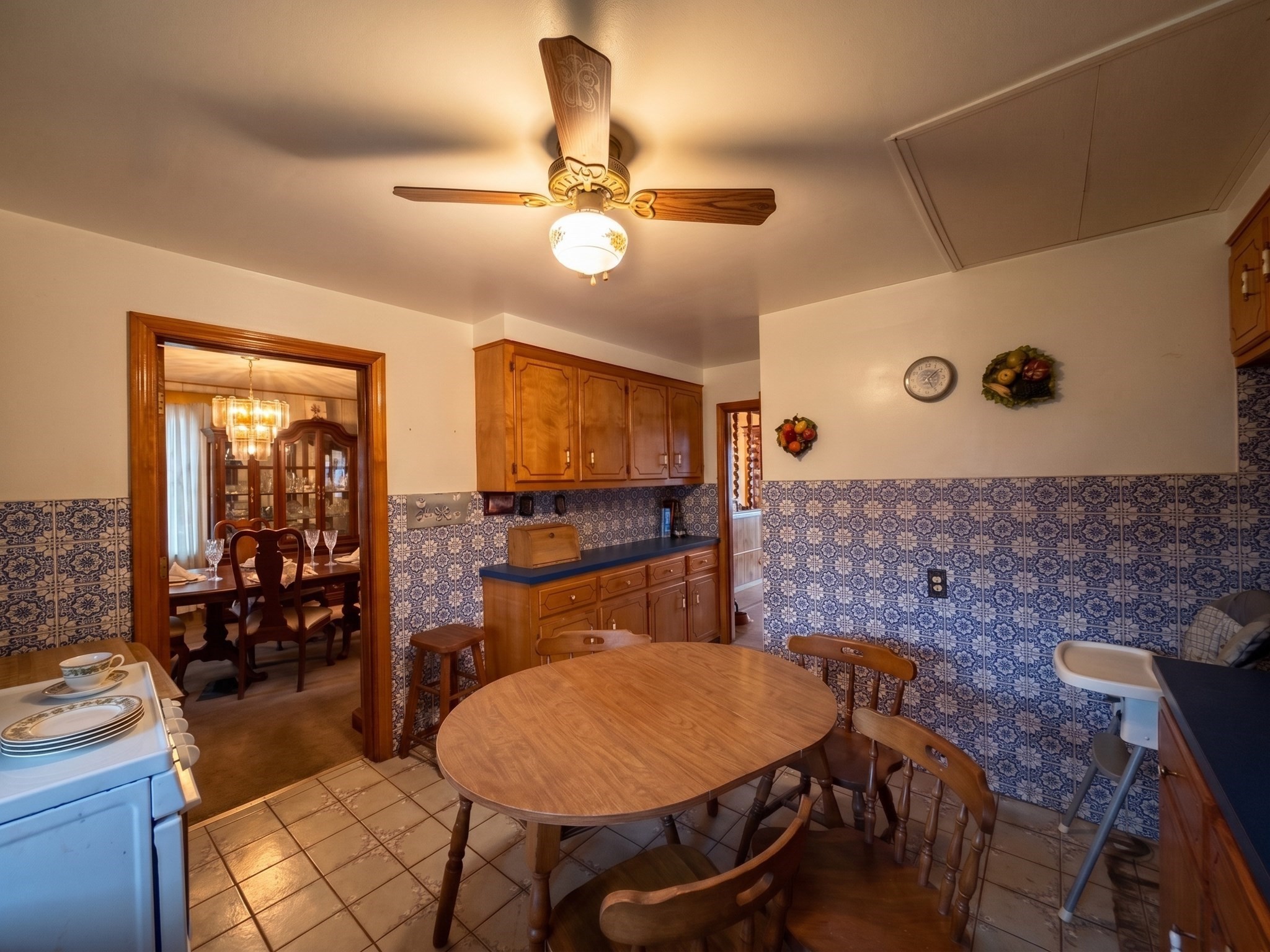 124 Clara St Property Photo 2
