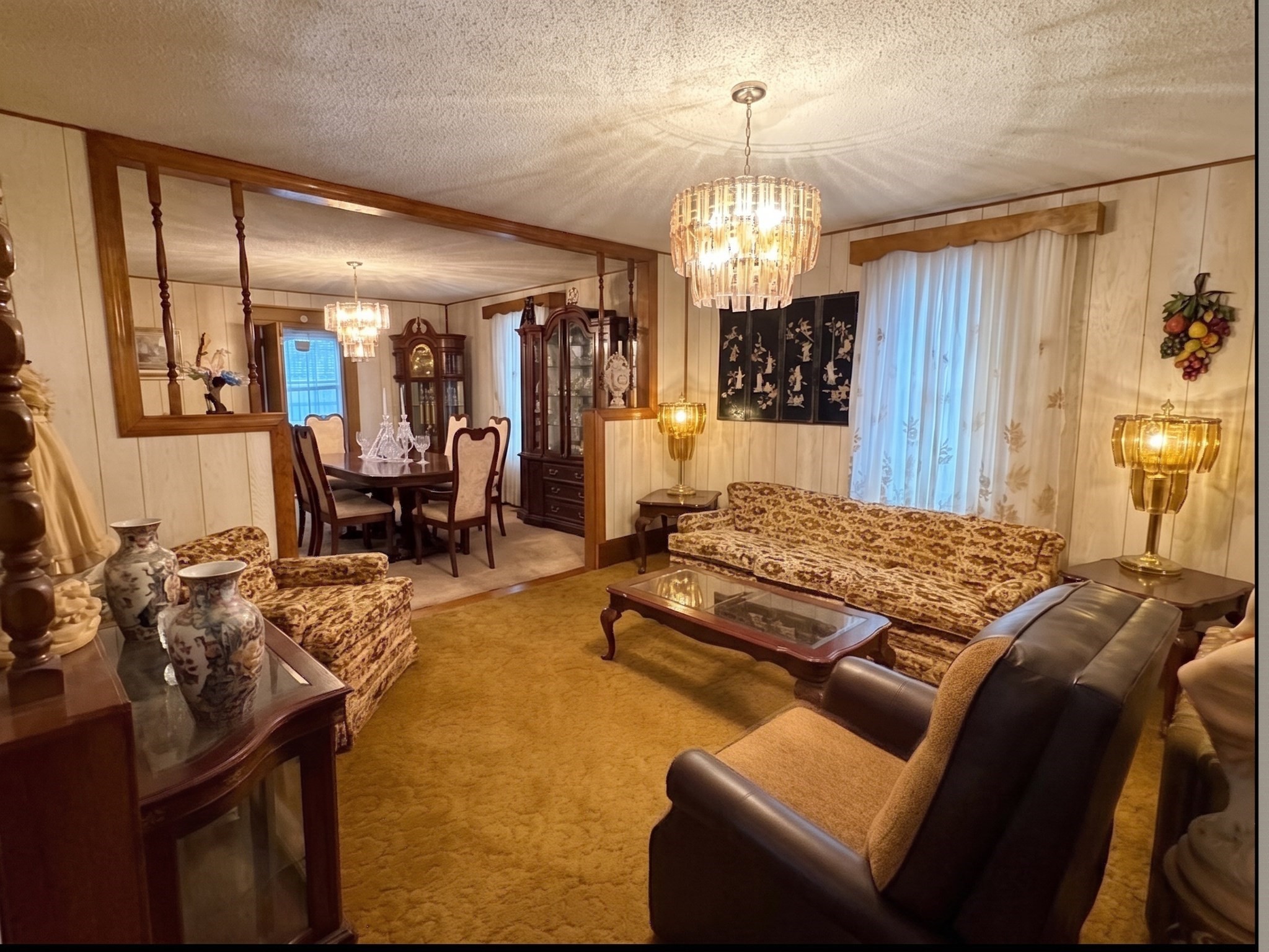 124 Clara St Property Photo 4