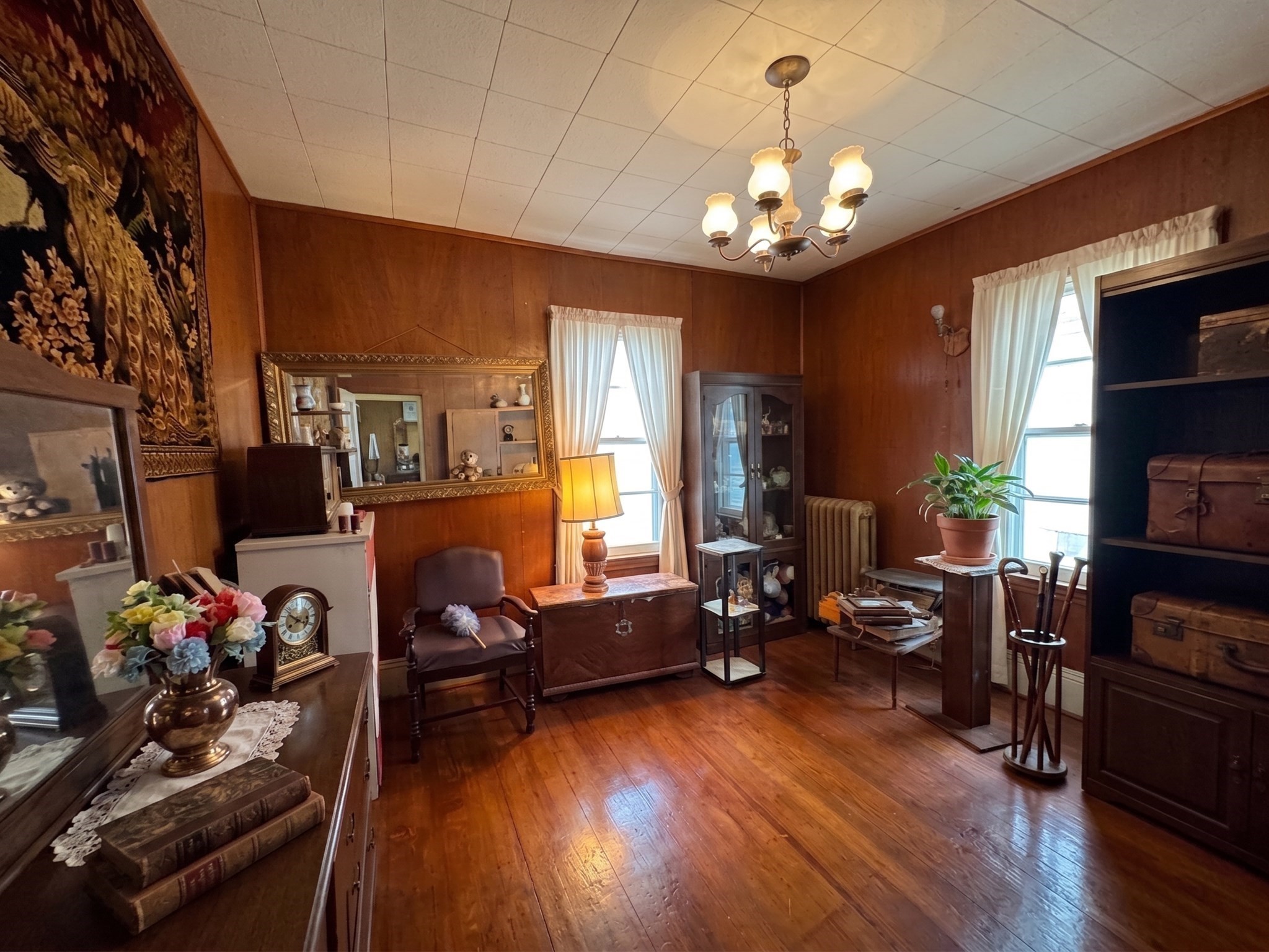 124 Clara St Property Photo 6