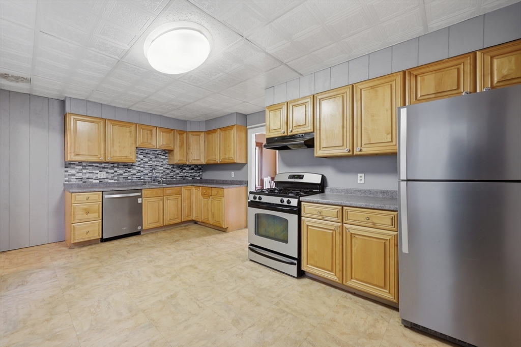 80 Francis Street Property Photo 7