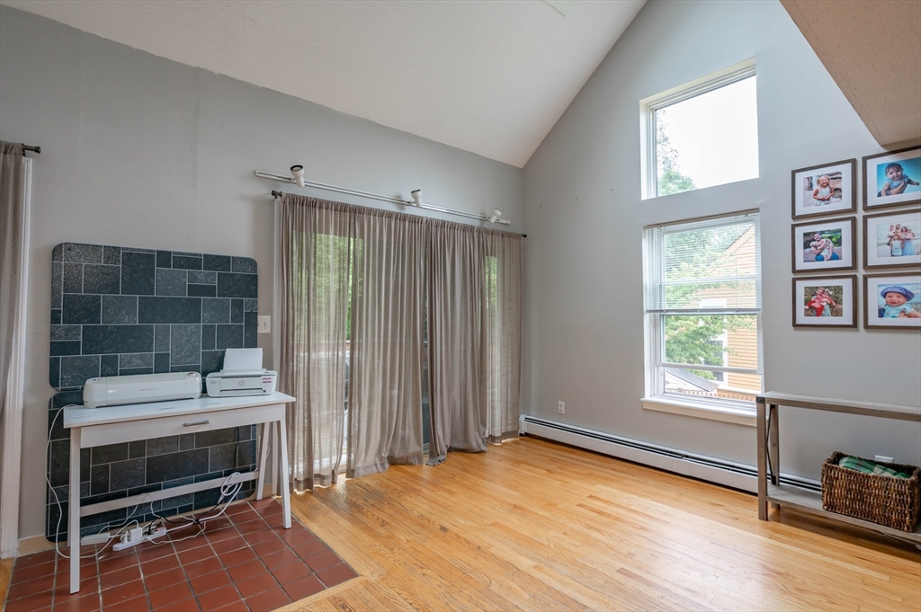 109 Pilgrim Rd # 109 Property Photo 16
