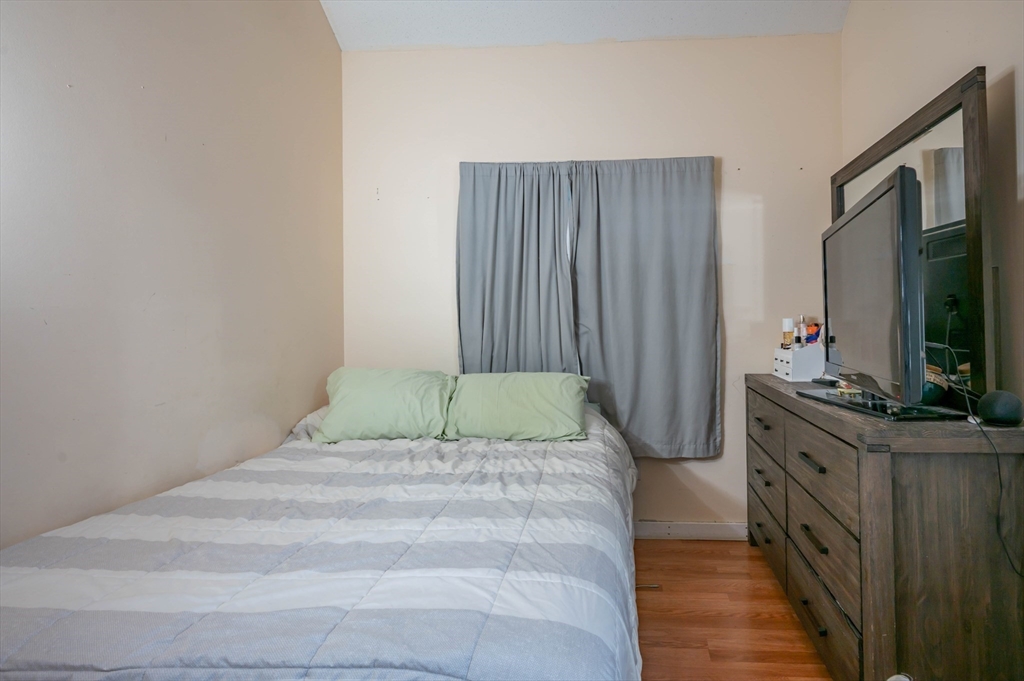 109 Pilgrim Rd # 109 Property Photo 28