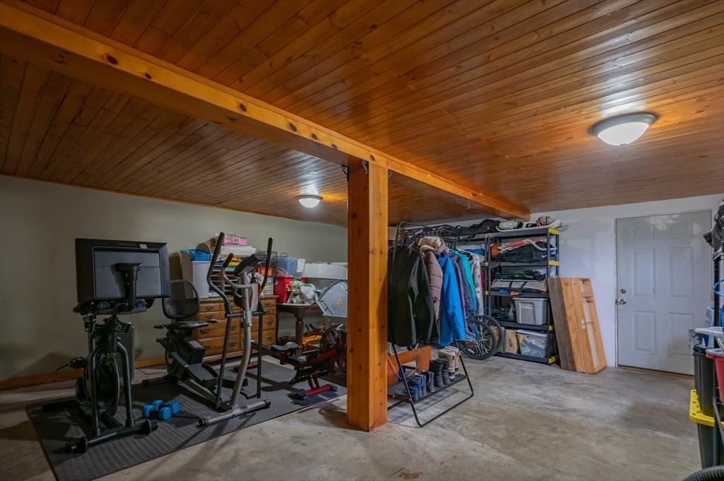 109 Pilgrim Rd # 109 Property Photo 37