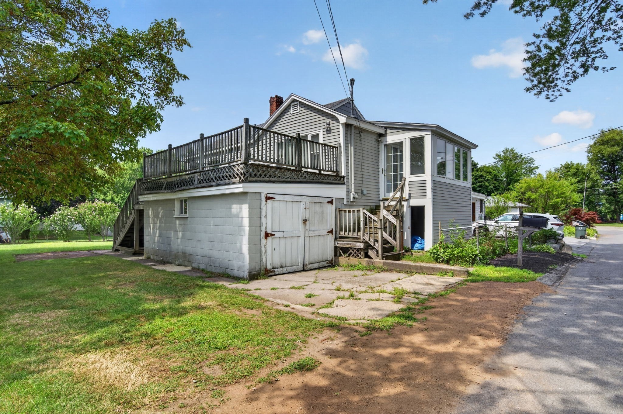 128 Mablin Ave Property Photo 1