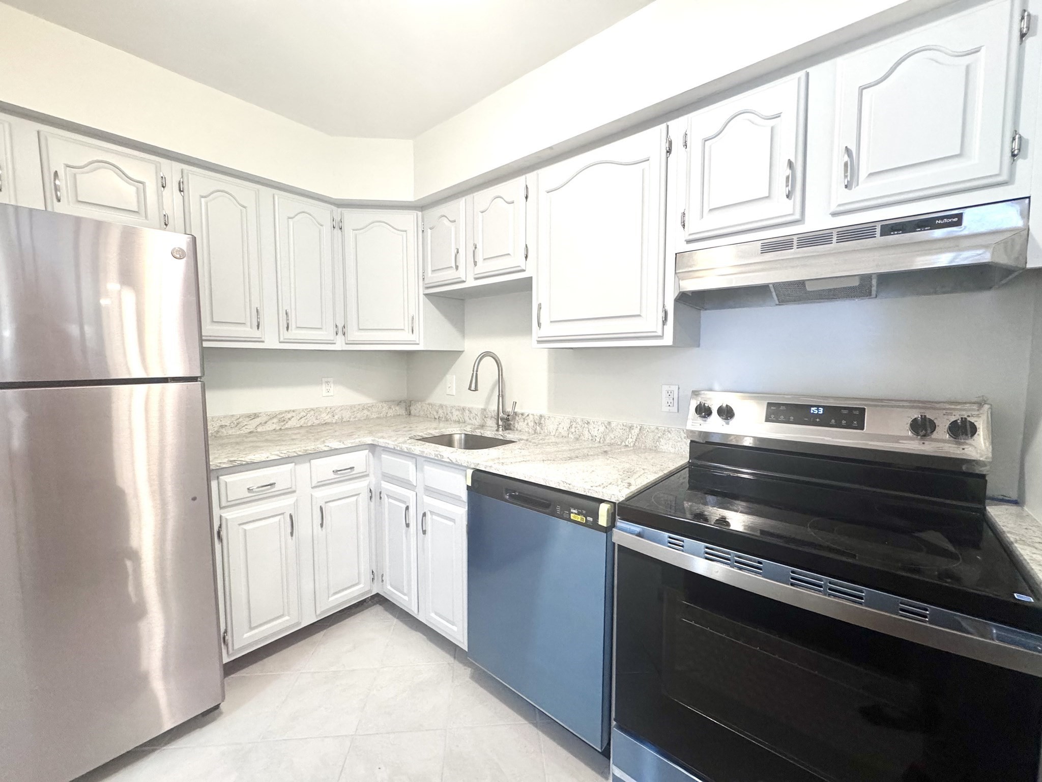 4975 Washington St # 109 Property Photo 1