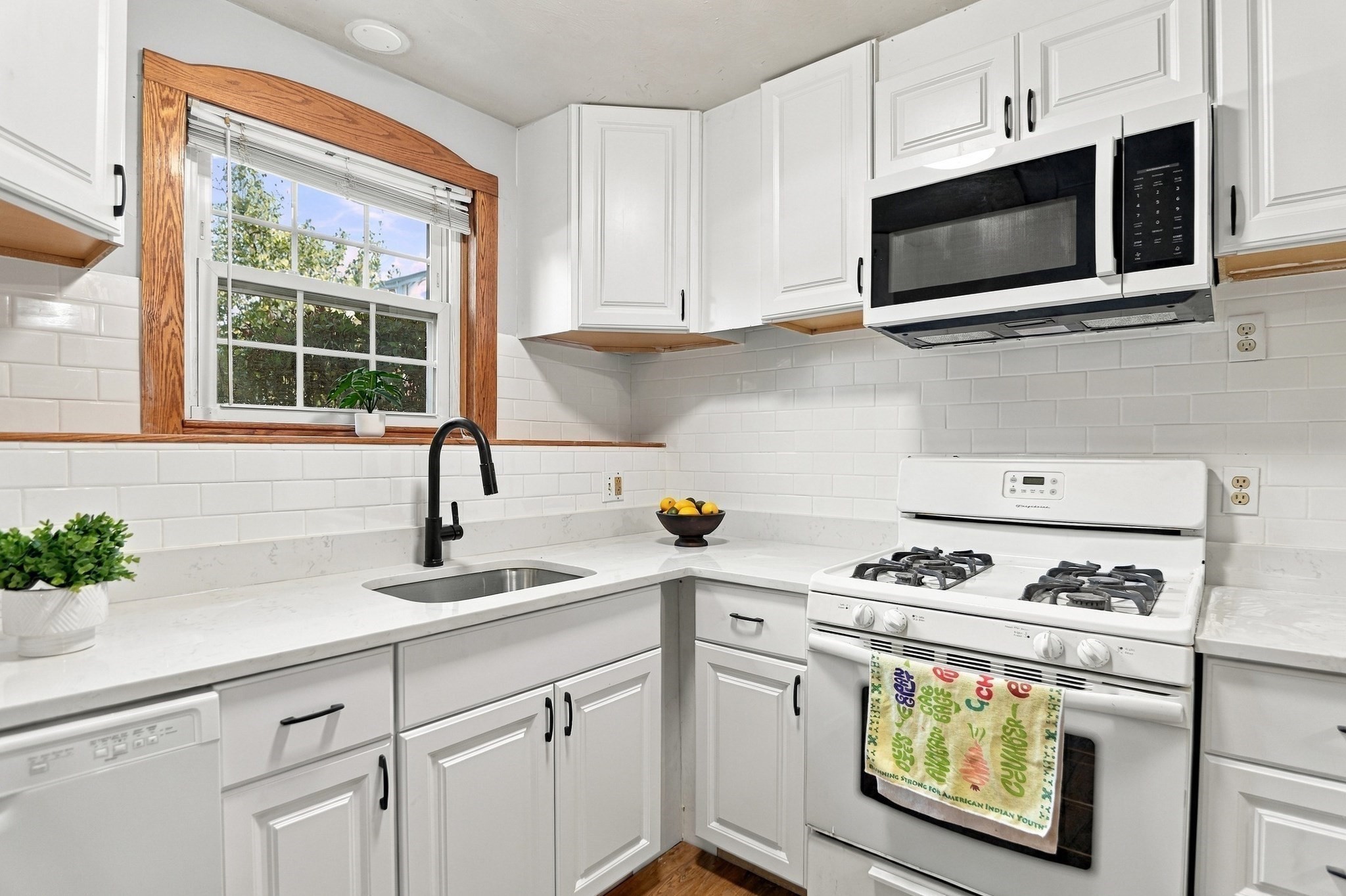 6 Venice Street # C2 Property Photo 3