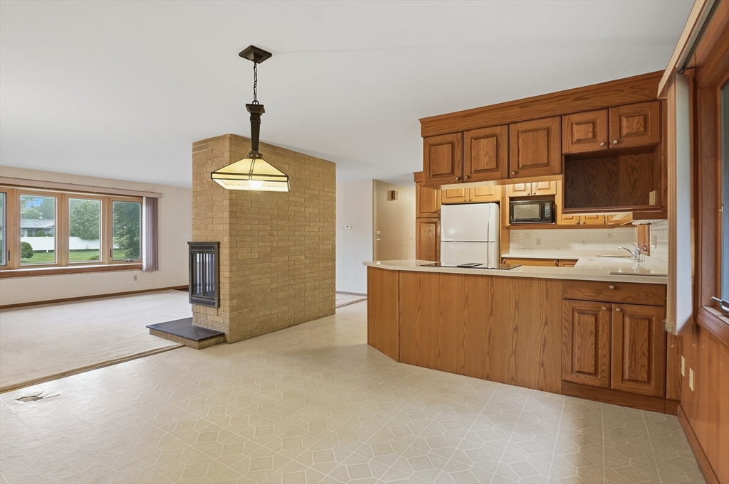 52 Thornton Road Property Photo 8