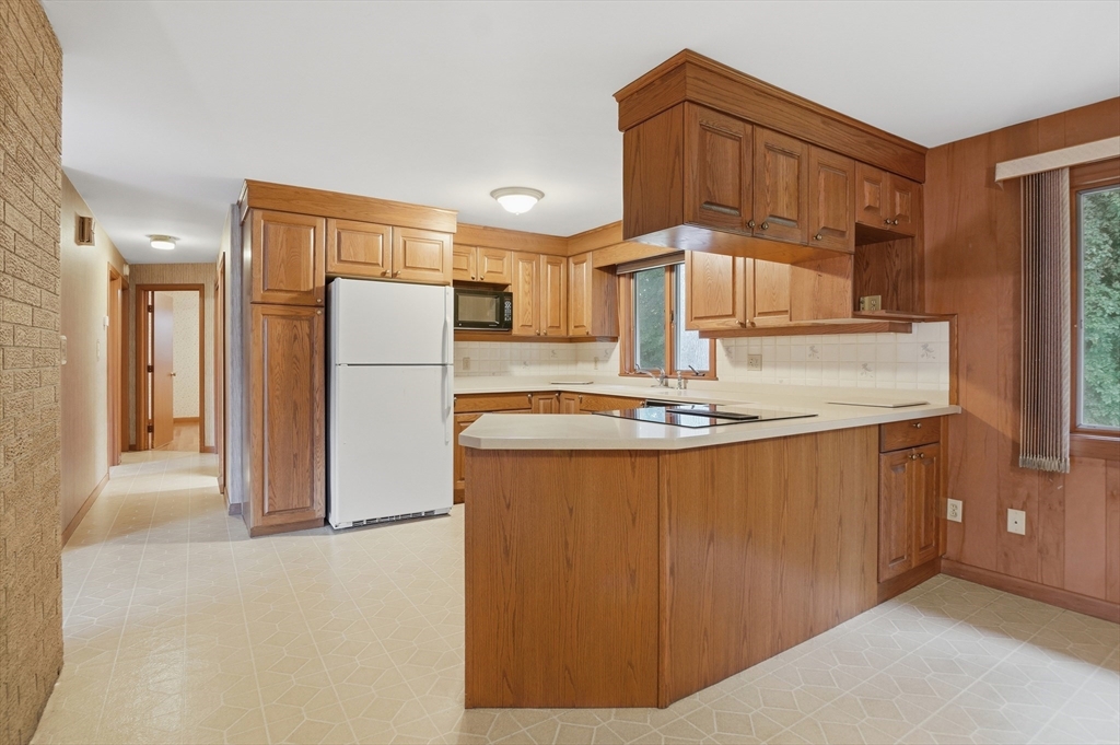 52 Thornton Road Property Photo 9