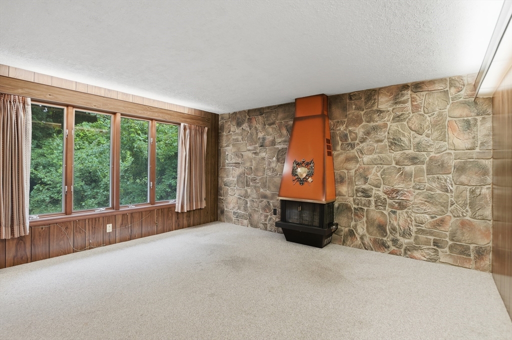 52 Thornton Road Property Photo 10