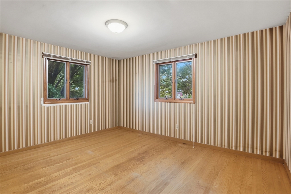 52 Thornton Road Property Photo 15