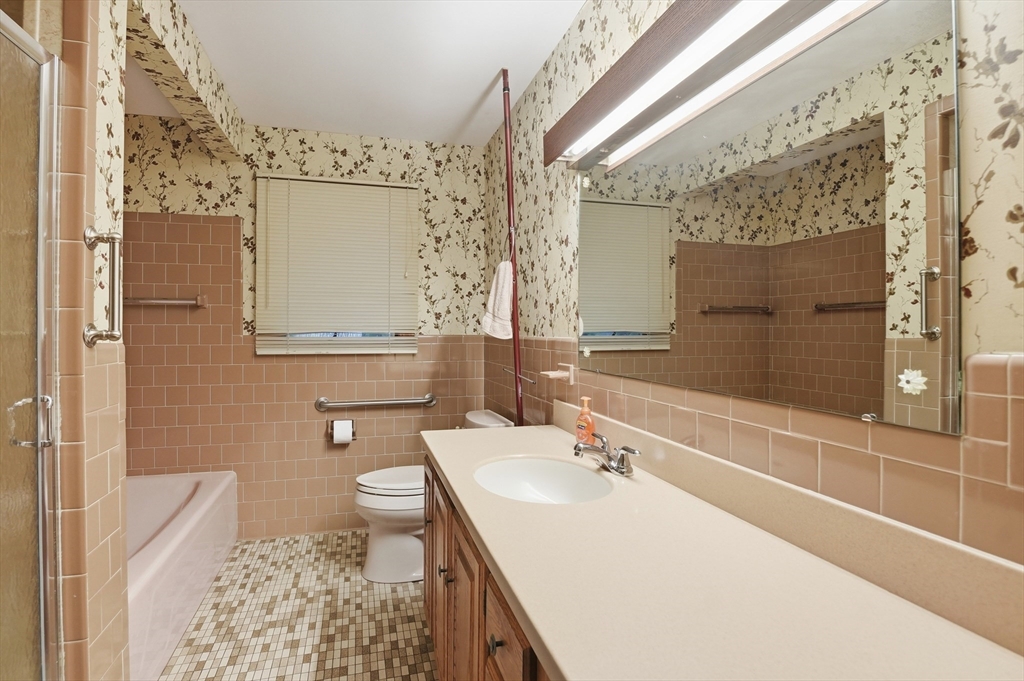 52 Thornton Road Property Photo 22