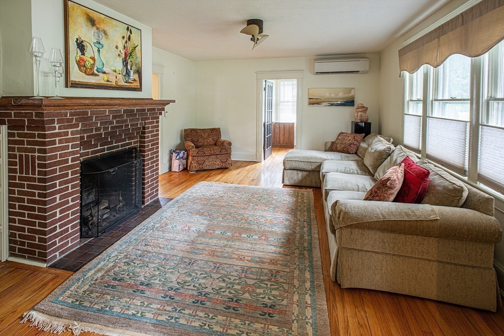 61 Massasoit Street Property Photo 12