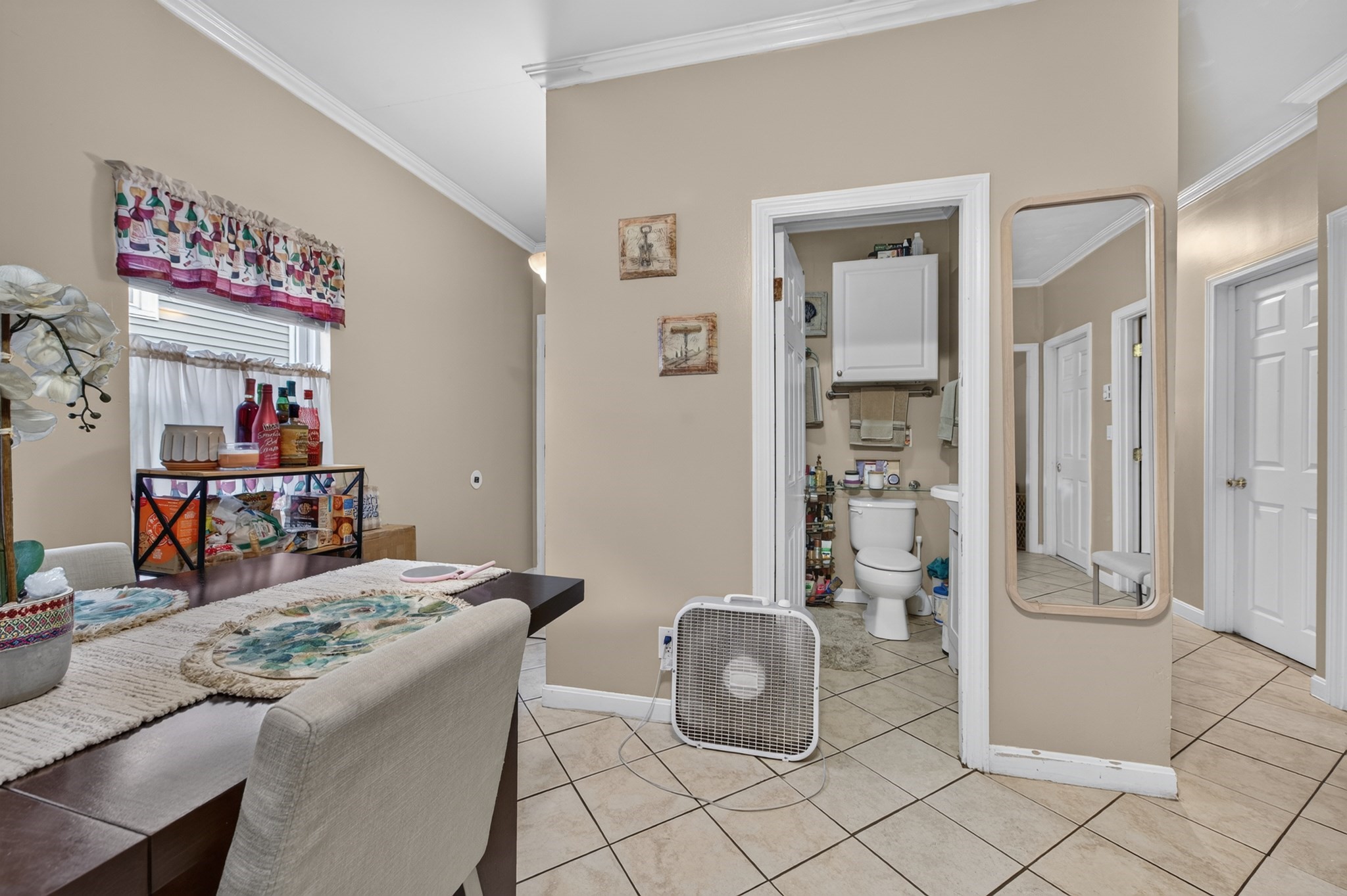 5 Diamond St Property Photo 10