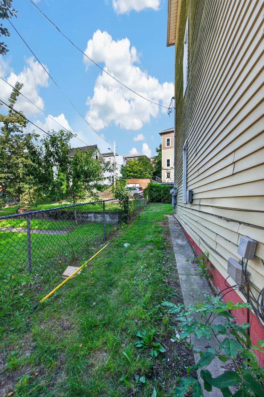 5 Diamond St Property Photo 21