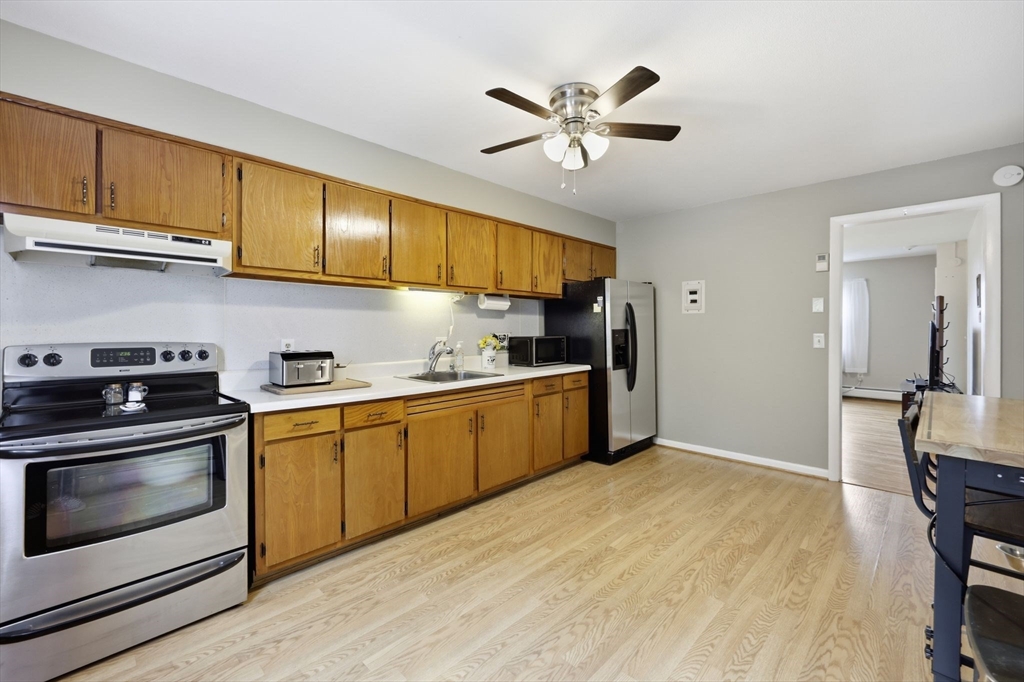 119 Colonial Cir # A Property Photo 8