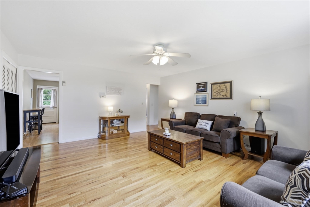 119 Colonial Cir # A Property Photo 14