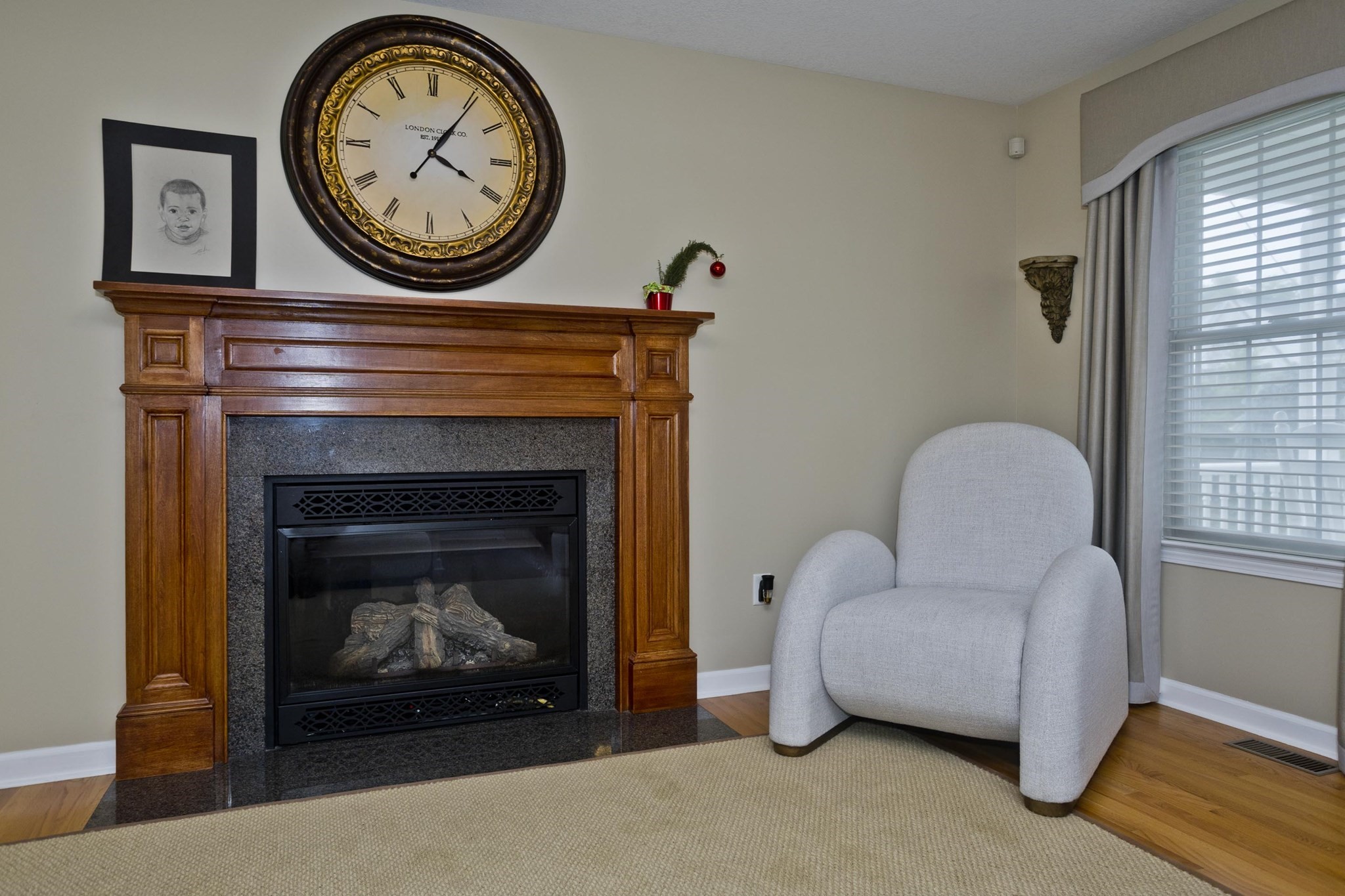 38 White Ave Property Photo 8